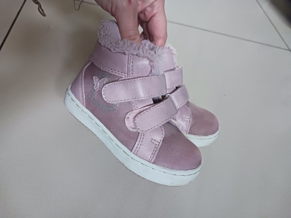 Kozaczki botki dla dziewczynki Deichmann r 22