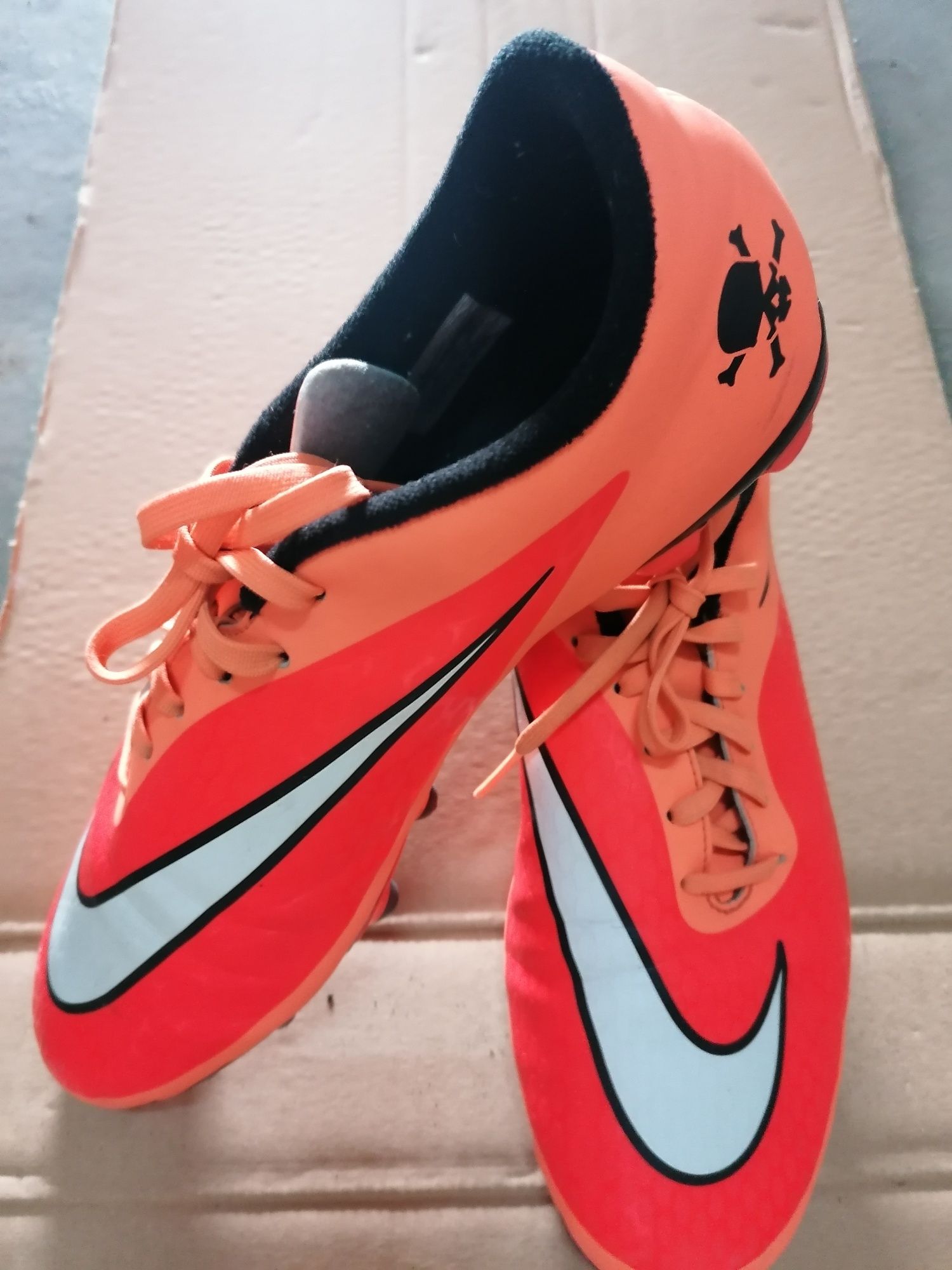 Botas Futebol Nike