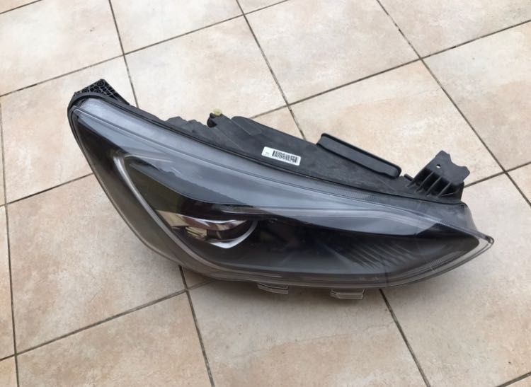 Focus IV FULL LED Europa JX7B-13E016-AJ