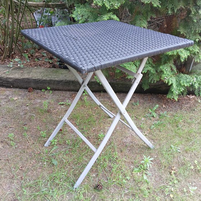 Stolik na balkon, taras z techno rattanu - składany.