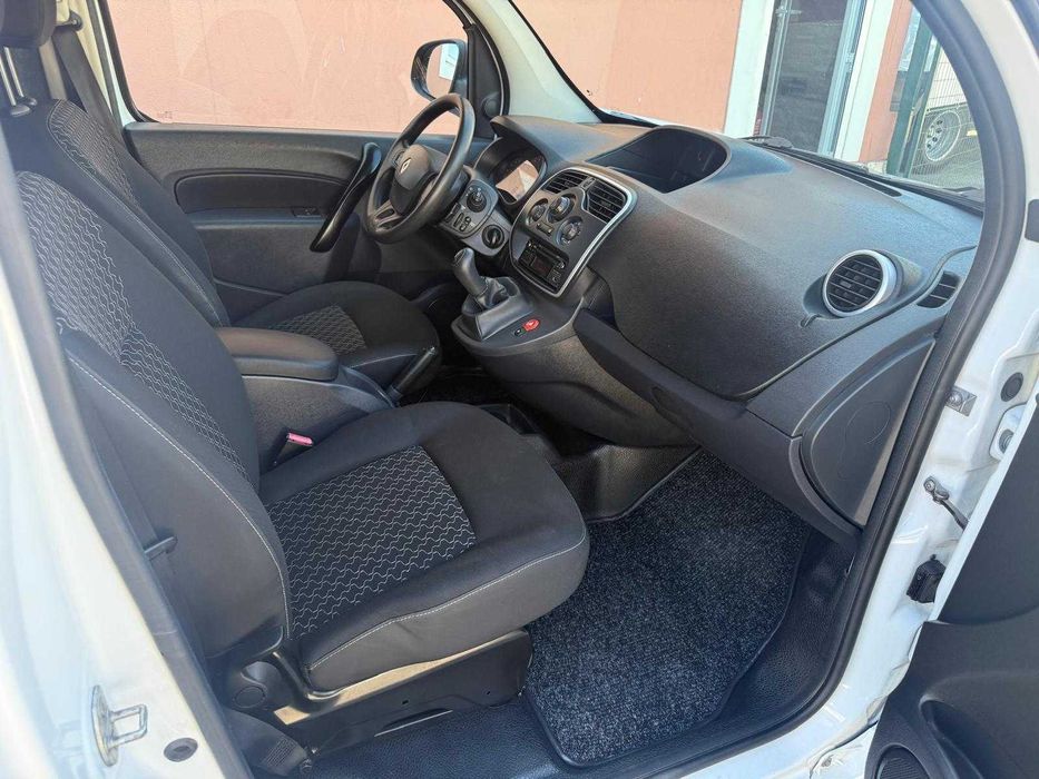 Renault Kangoo 1.5 DCI COMPACT 8.990€