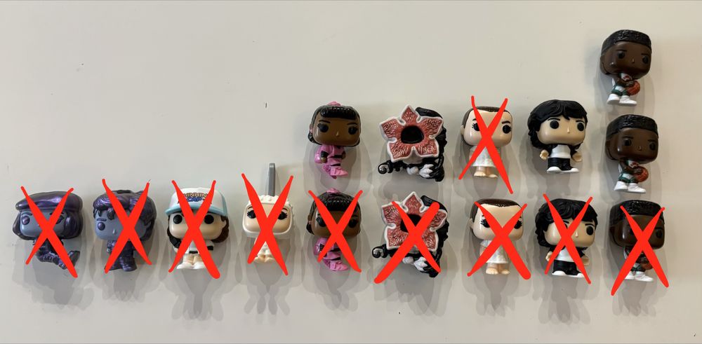 Фигурка kinder joy stranger things, очень странные дела