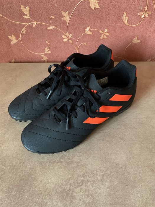 Сороканіжки Adidas