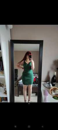 Zielona błyszcząca sukienka