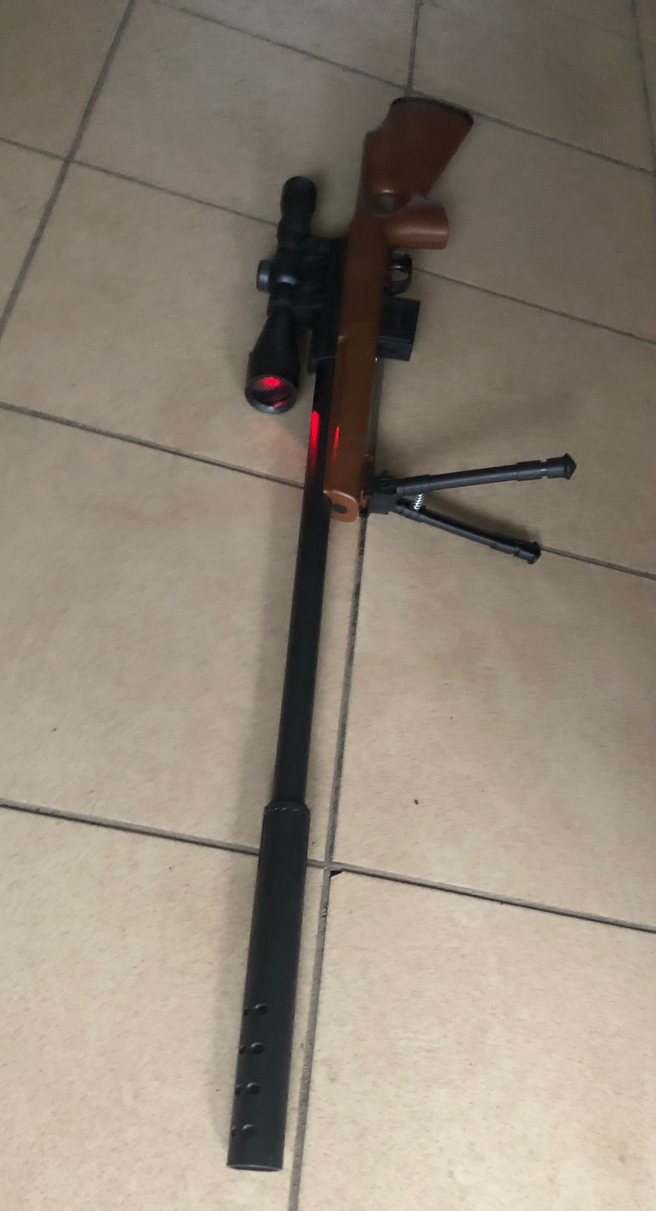 Снайперская винтовка со сверхточным! лазерным прицелом,размер 93 см