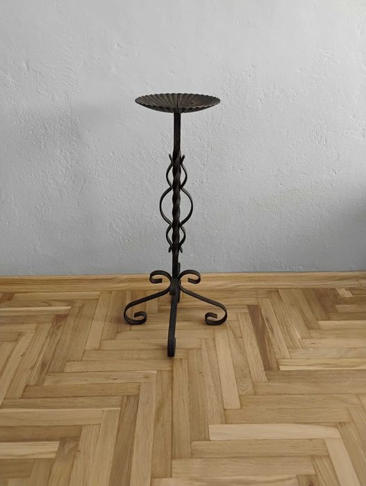 Świecznik kuty metalowy
