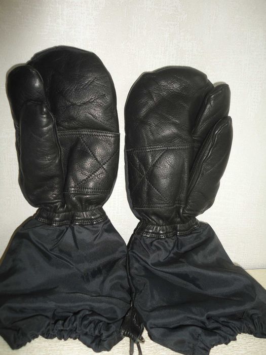 Перчатки трехпалые, на меху, кожа