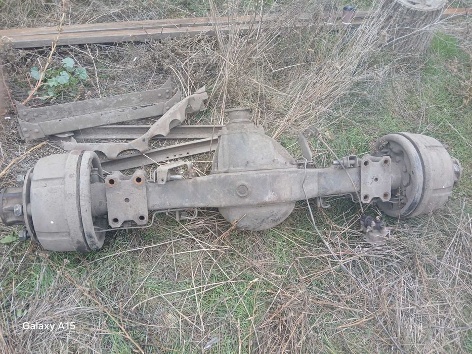 Запчастини на Ісізу