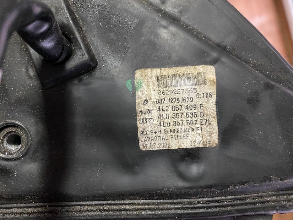 Дзеркало дверей бічне ліве Audi Q7 4L Ауди Ку7 4Л Ауді Кю Зеркало