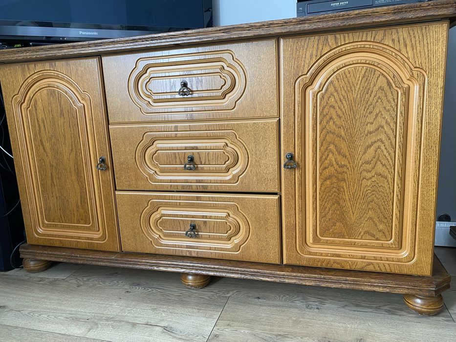 Komody Kredens witryna stylowe meble
