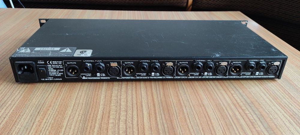 DBX 1046 Quad 4-канальный Компрессор/Лимитер Made in USA