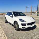 Porsche Cayenne S E-Hybrid com Garantia Porsche