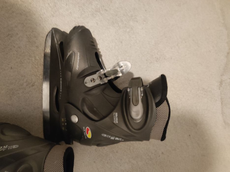 Czarne łyżwy hokejowe 36 sportowe 37 regulowane 34 na lodowisko 35