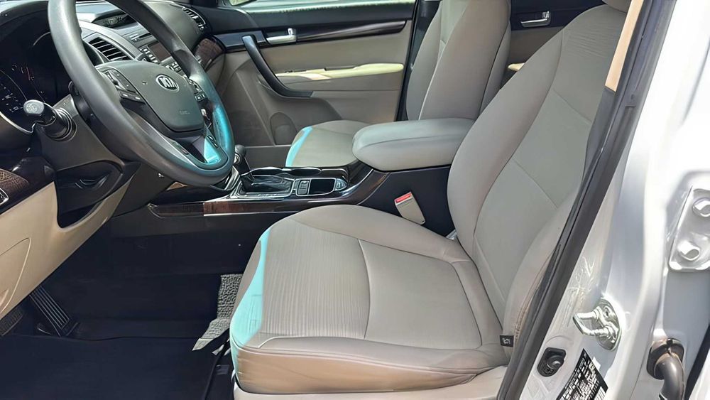 Kia Sorento      2015