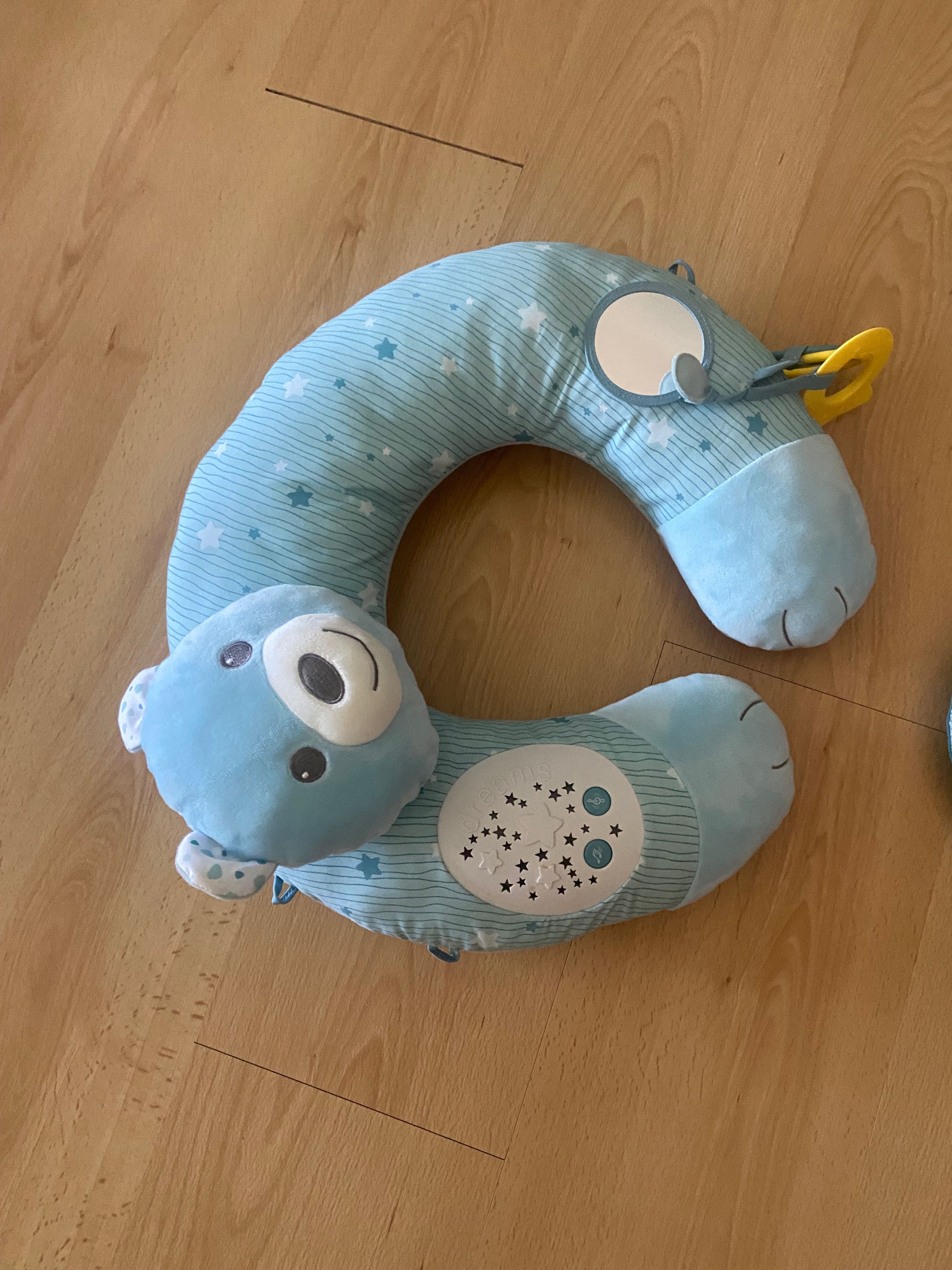 Almofada da marca Chicco com musica