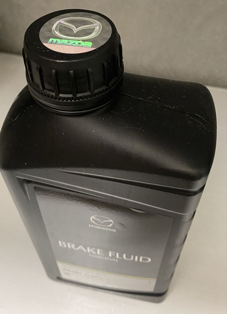 Гальмівна рідина Mazda Brake Fluid DOT4