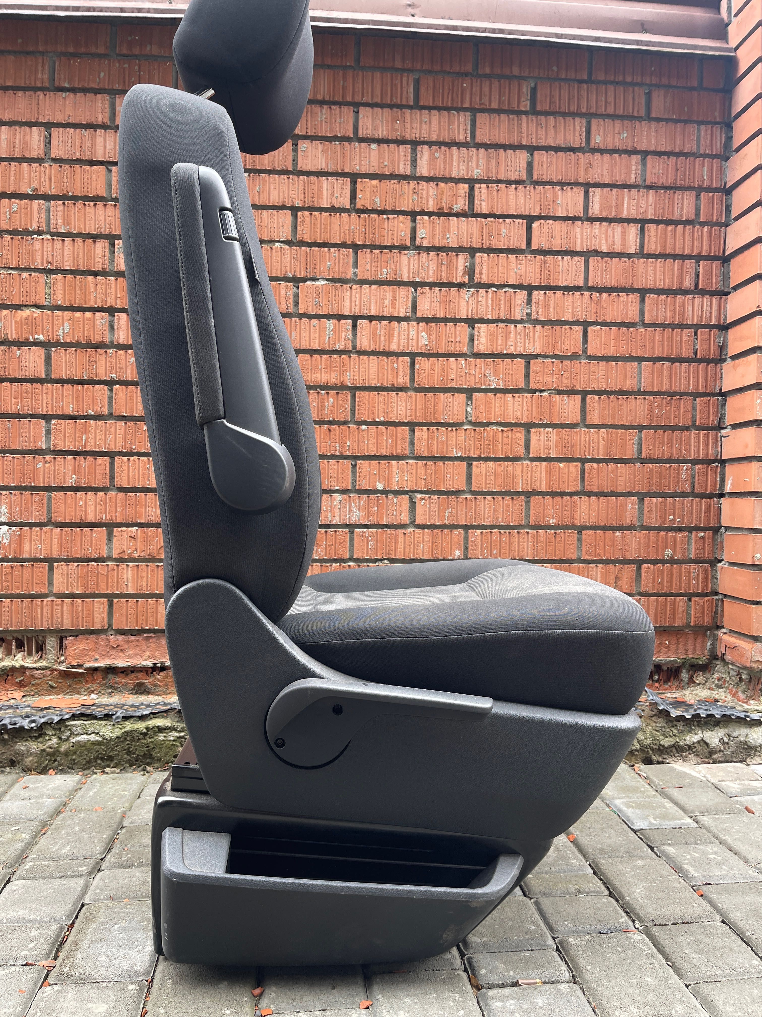 Fotele t5 t6 caravelle transporter multivan