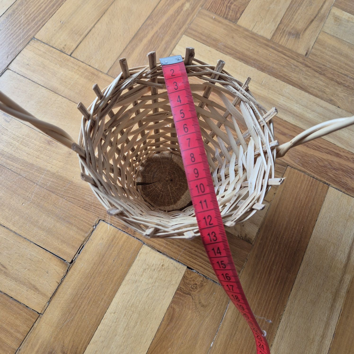 Koszyczek wiklinowy mały 1