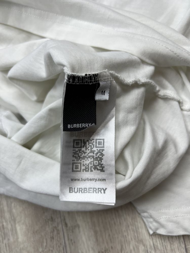 Burberry England футболка M размер белая оригинал мужская