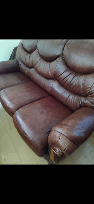 диван с креслами из кожи италия, столы, зеркало