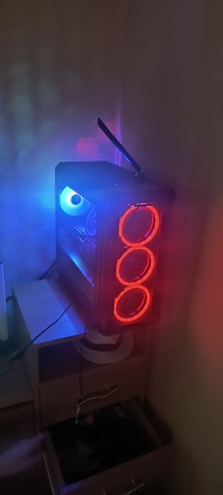 Nowy mocny PC, Ryzen 5 9600, Rx 9060XT 16gb, 32gb Ddr5, wodne, 1Tb Ssd