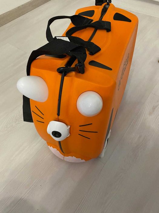 Дитяча валіза TRUNKI