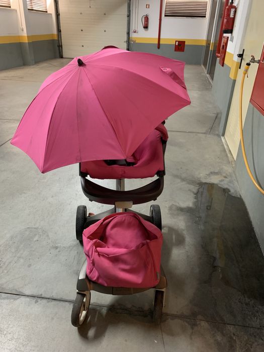 Vendo carrinho stokke rosa