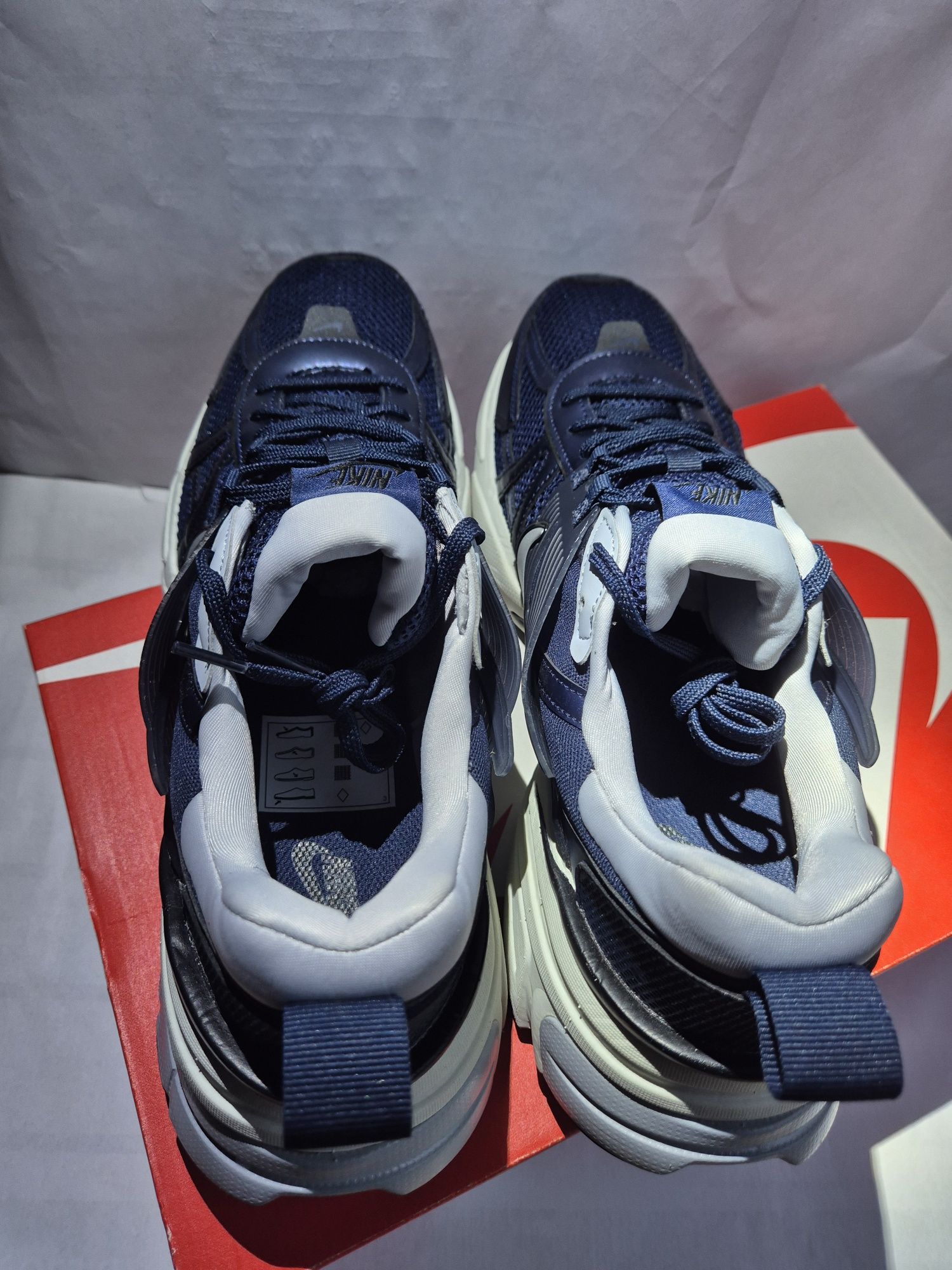 Nowe buty Nike V2K RUN