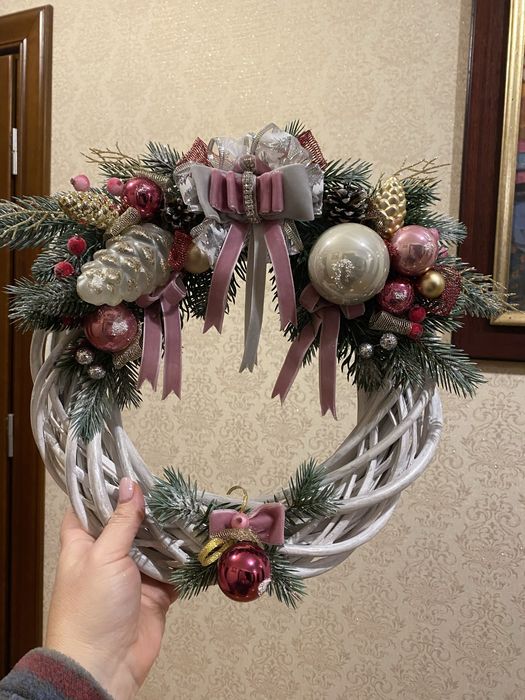 Новорічний вінок ручної роботи