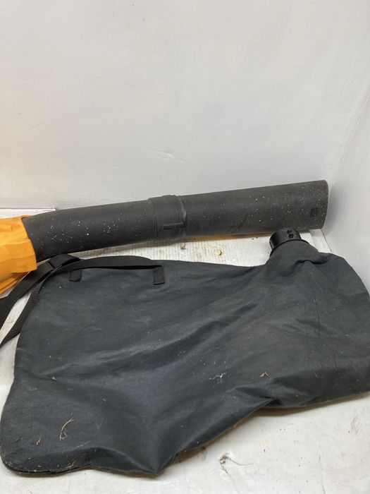 Elektryczny odkurzacz do liści Fleurelle LS 1500