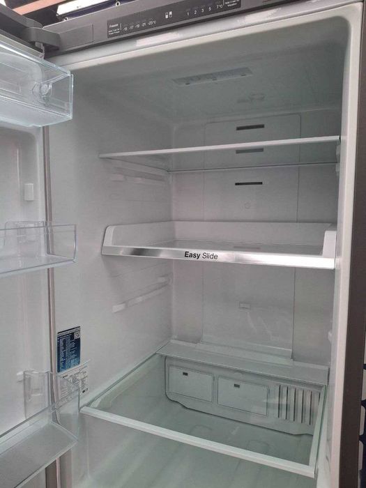 Холодильник б/в  Samsung 180/60/60 Металік  No Frost  #07687