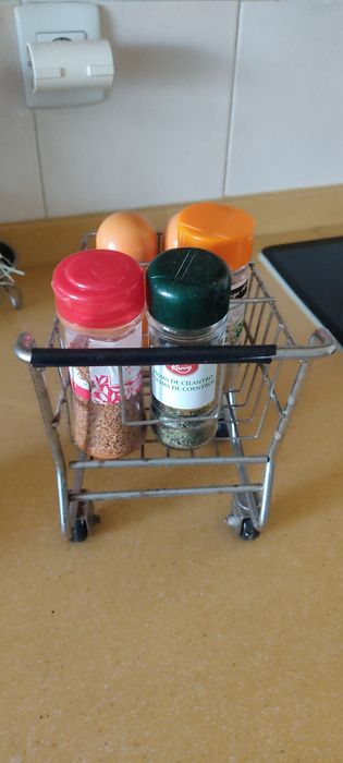 Carrinho porta frascos especiarias