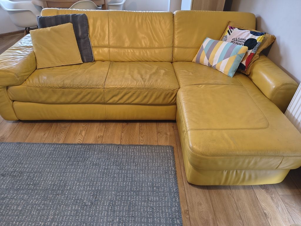 Skórzana sofa z funkcją spania