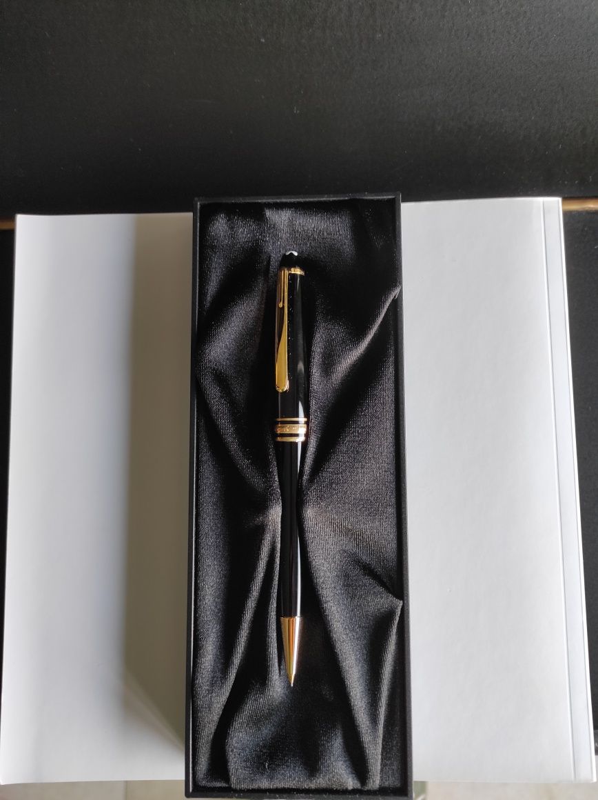 Lapiseira Mont Blanc