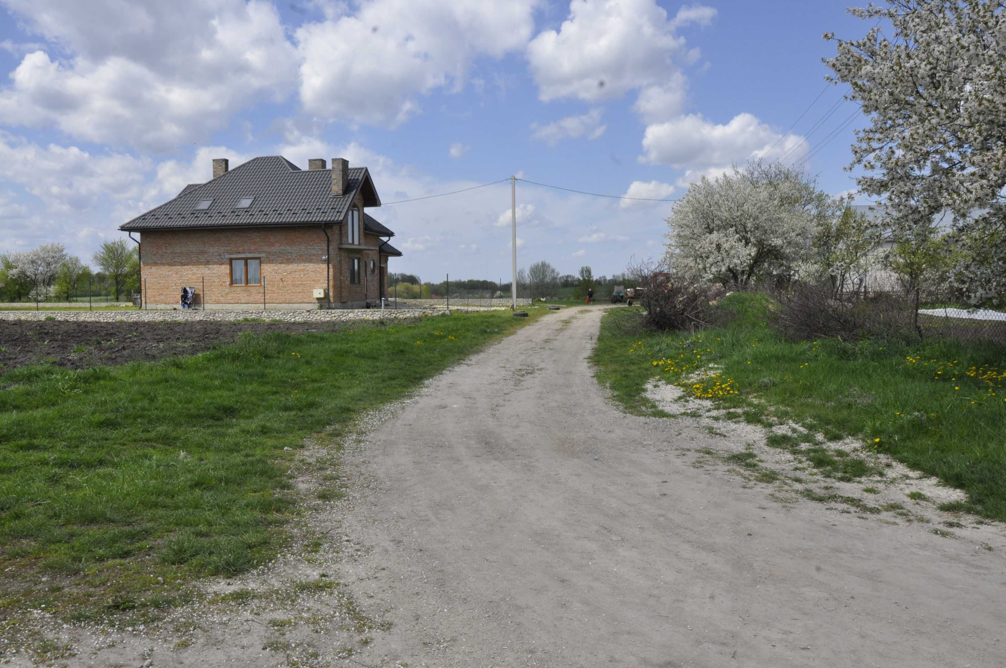 Продаю ділянку в Ангелівці