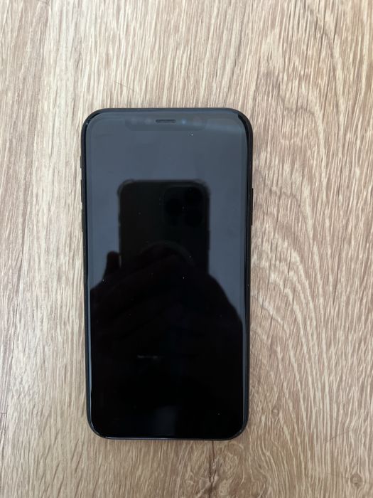 Продам Iphone xr 64