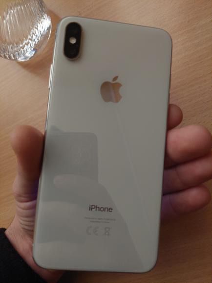 Iphone64/Gb Xs Max