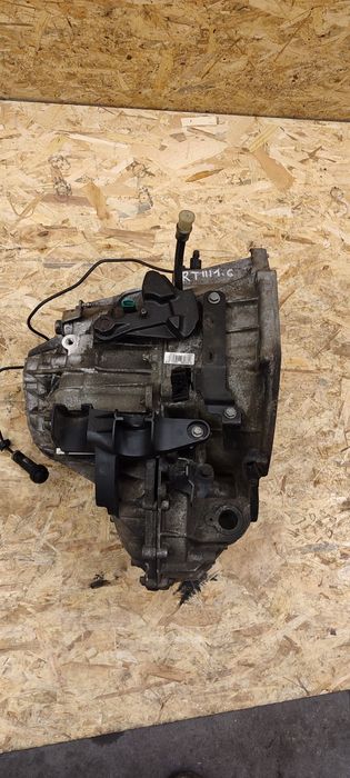 Renault Trafic III 3 Vivaro B talento 1.6 dci skrzynia biegów pf6050