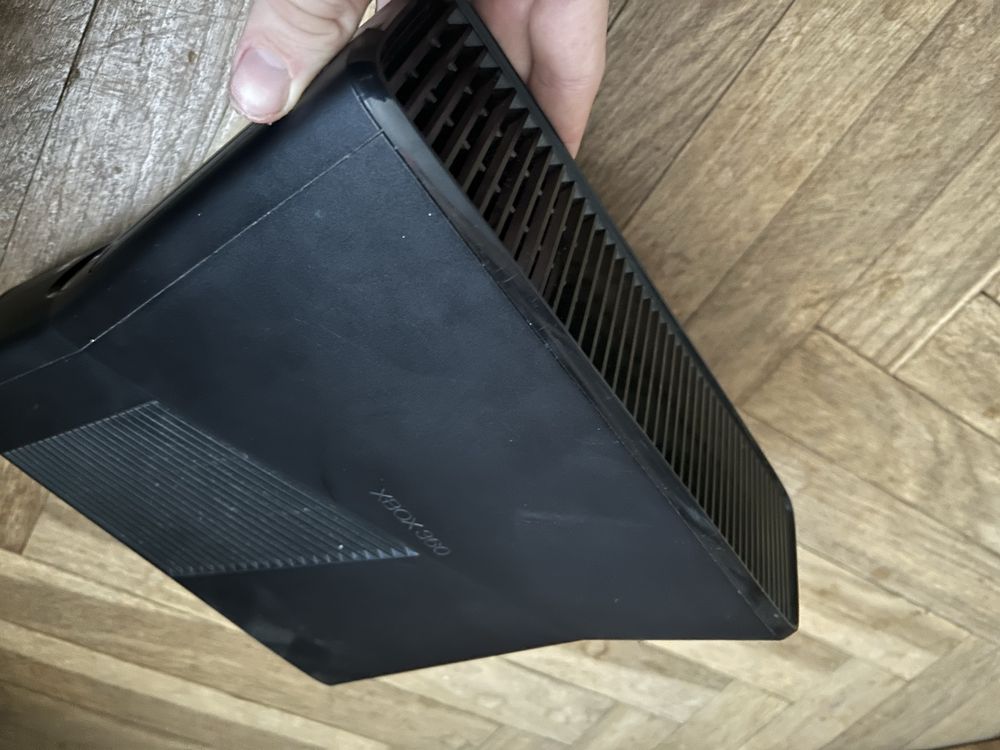 Xbox 360 500 GB.