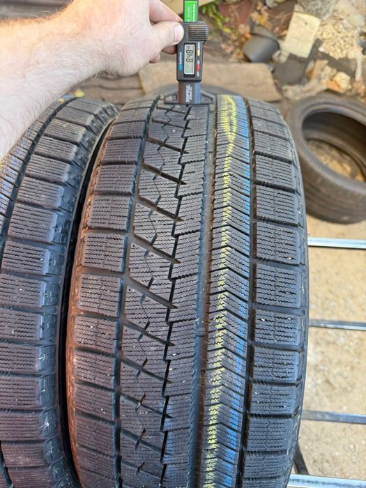 Шины БУ 215 50 R 17 Bridgestone blizzak VRX  Зимни комплект