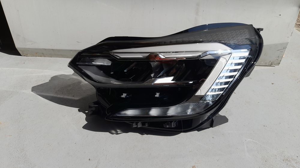 Otica Renault Captur 5  Lado Esquerdo   (2020 A 2023)