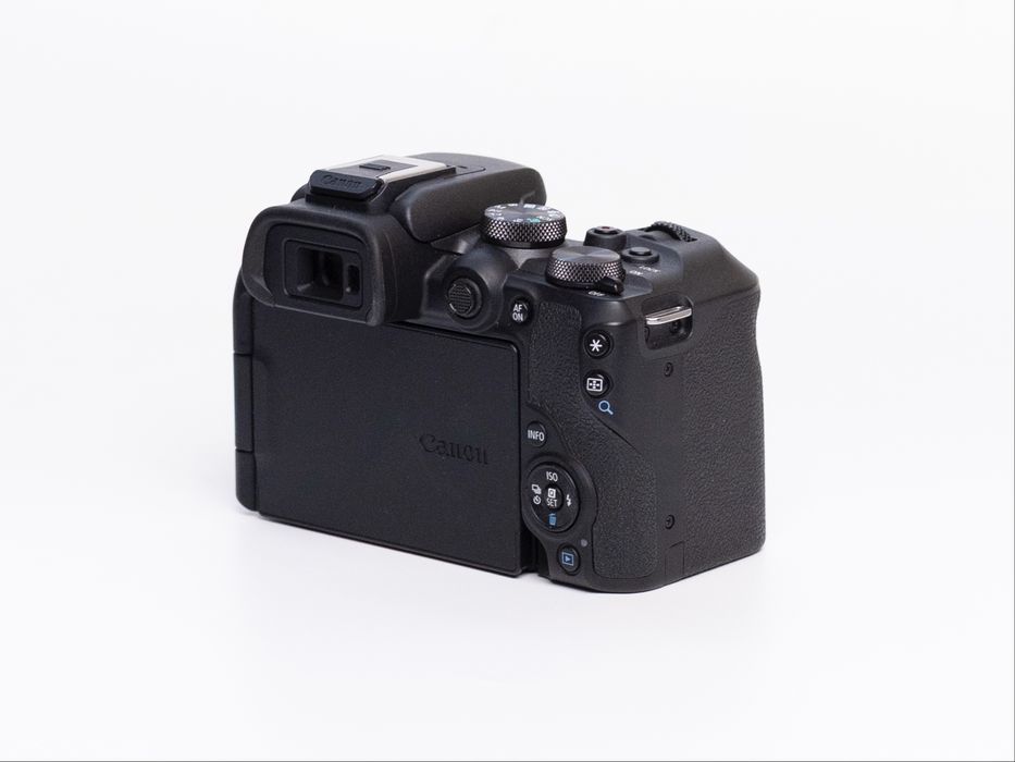 Canon EOS R10 як новий