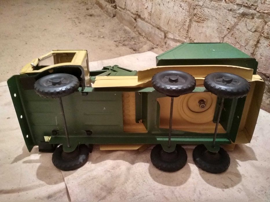 Продам экскаватор КАМАЗ