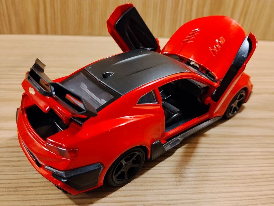 Модель Chevrolet Camaro 1:32 автоэксперт металл свет звук инерция Кама