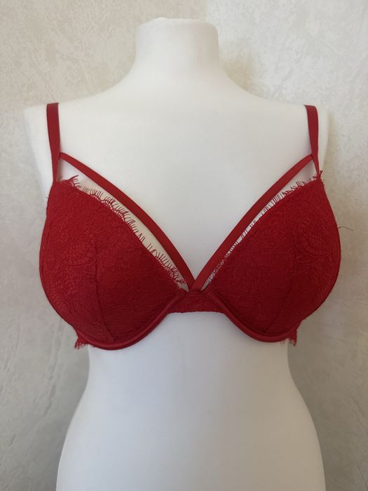 Vicroria secret la perla бюстгалтер