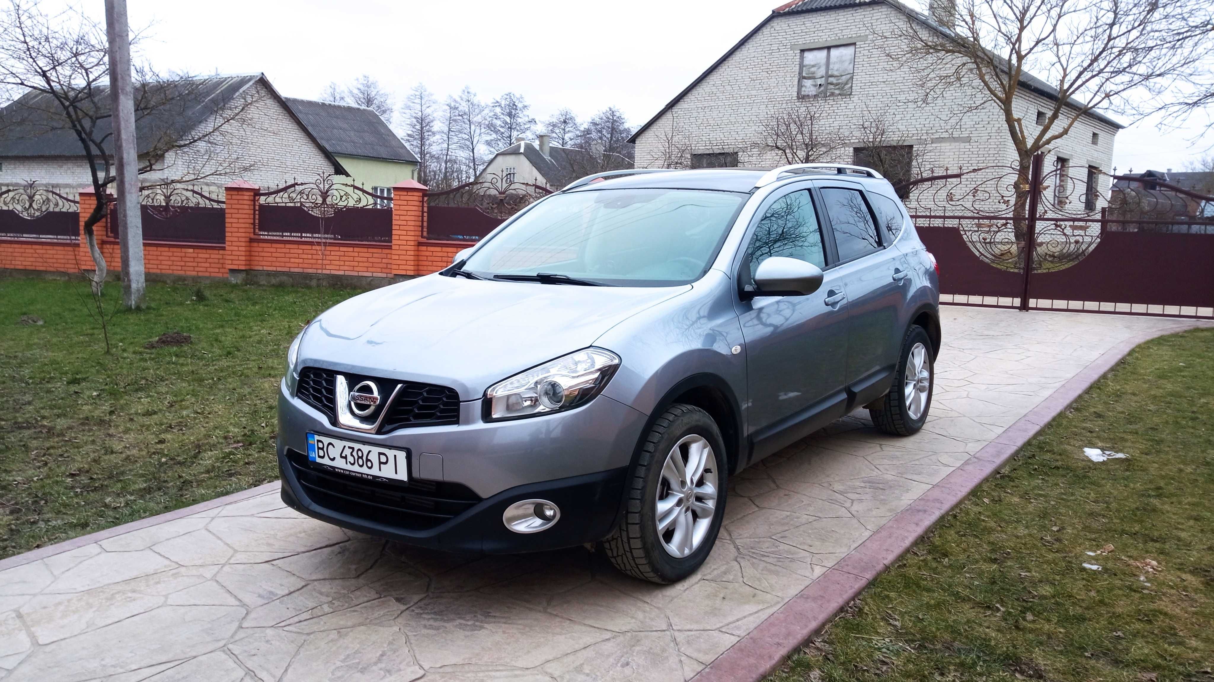 Продаю Свій автомобіль Nissan Qashpai+2