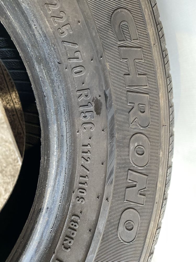 Opona pojedyncza 225/70/15 Pirelli chrono