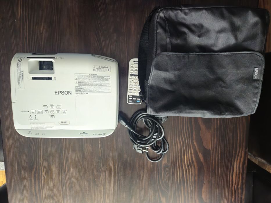 Projektor Epson EB -X27