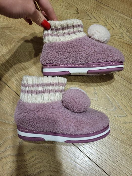 Домашні зимові хутряні закриті тапочки тапки 26-27р, 17см