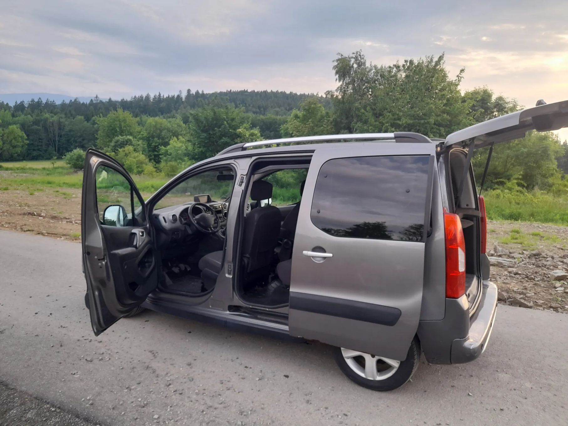 Peugeot Partner Peugeot Partner Tepee Outdoor 1.6Hdi (Partner/Berlingo/Proace)